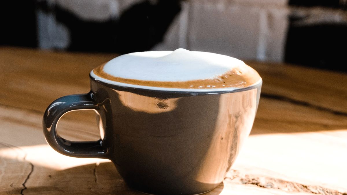 Как сделать идеальную пенку для кофе: секреты опытных бариста
