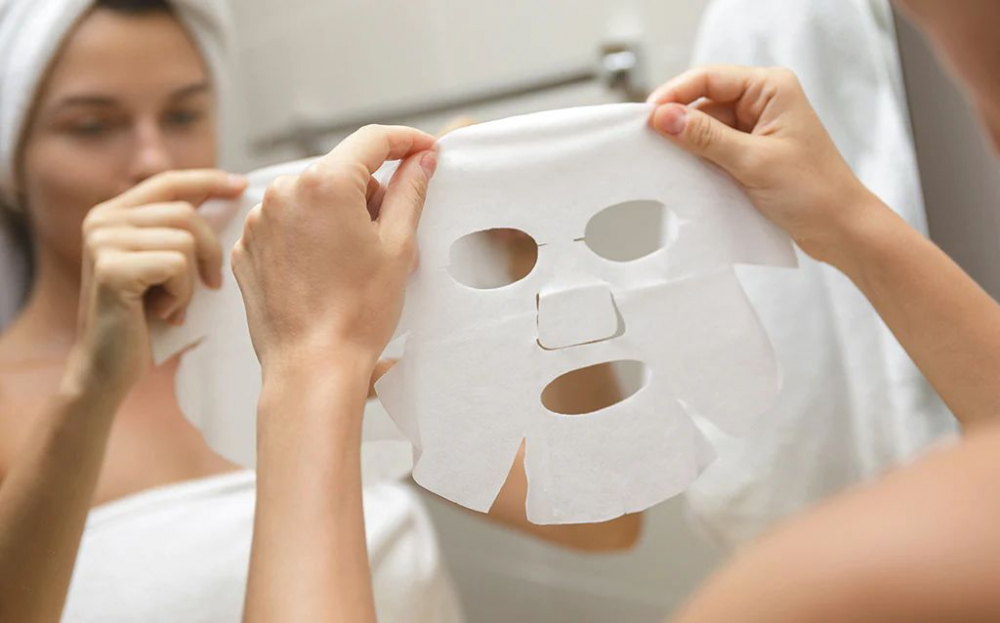 Сяйво шкіри за допомогою корейських масок для обличчя: Ваш ідеальний посібник від Medi Peel Україна