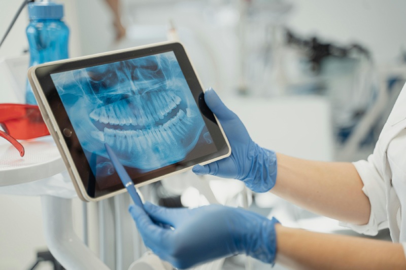 Послуги та переваги стоматології Brillant Dental