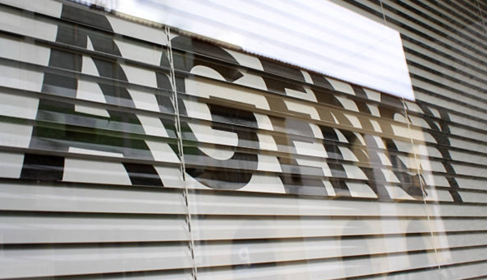 Як пишеться слово “агентство” за новим правописом: правила та приклади