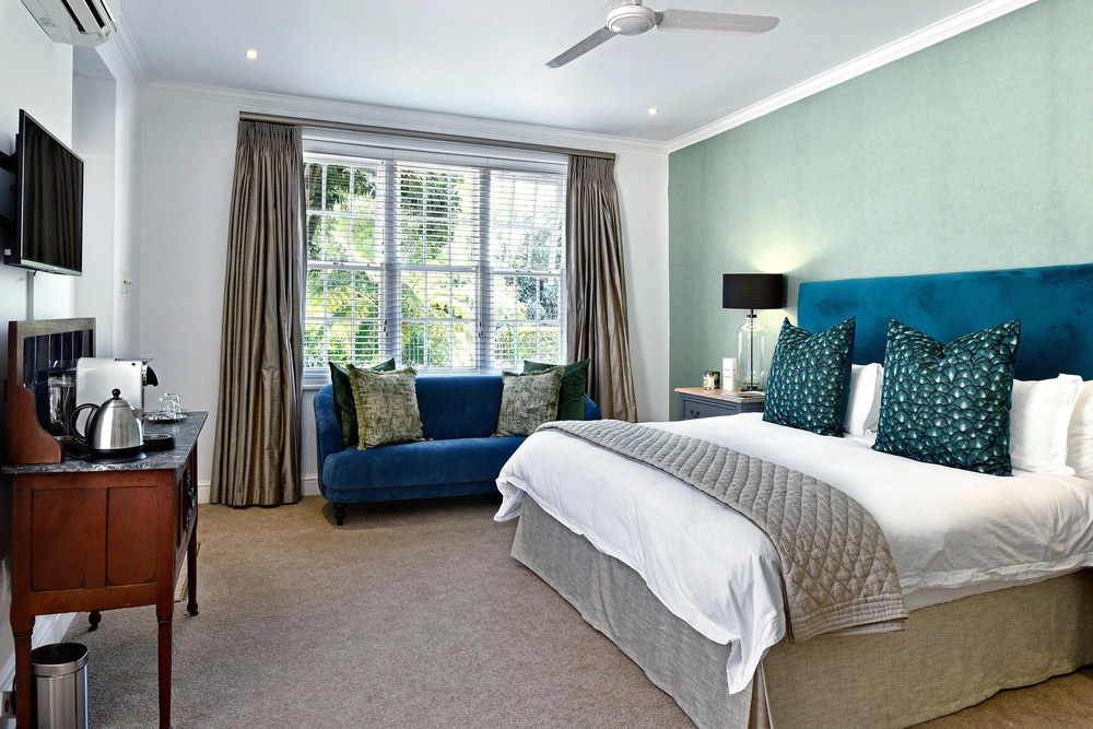 Інтер’єрні шпалери для стін: види та умови експлуатації