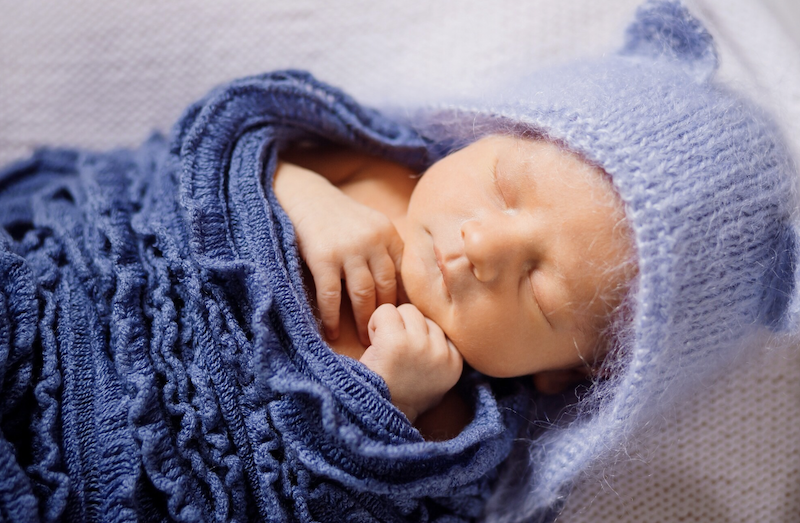 Що означає, коли немовля хрипить під час дихання?