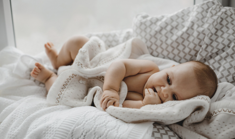 Чому немовля не може заснути та що з цим робити